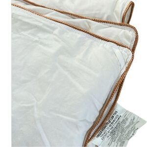 Down Comforter Duck Feathers, White, Full Cotton Cover, Display Item, NWOT